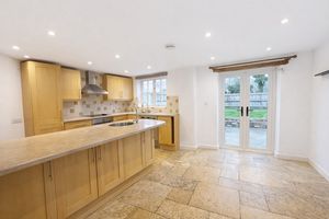 Kitchen- click for photo gallery